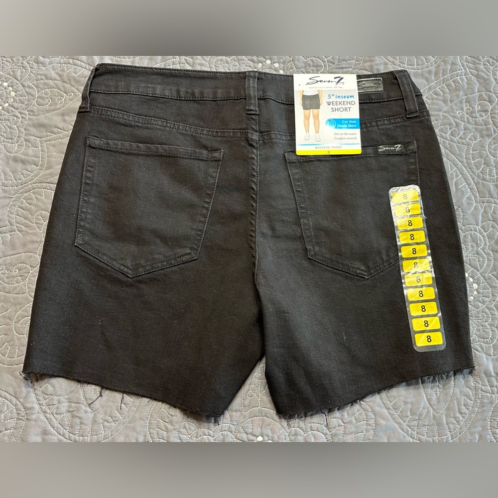 Seven7 Women’s Black Denim Cut Hem Weekend Shorts NWT Size 8
